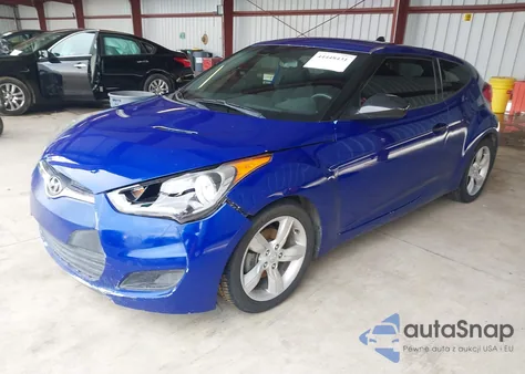 2013 Hyundai Veloster Base W/Black z USA, uszkodzony, nr VIN KMHTC6AD4DU133153